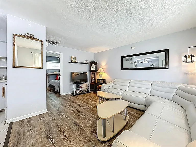 250 Rosery Rd NW #228 — Photo 3
