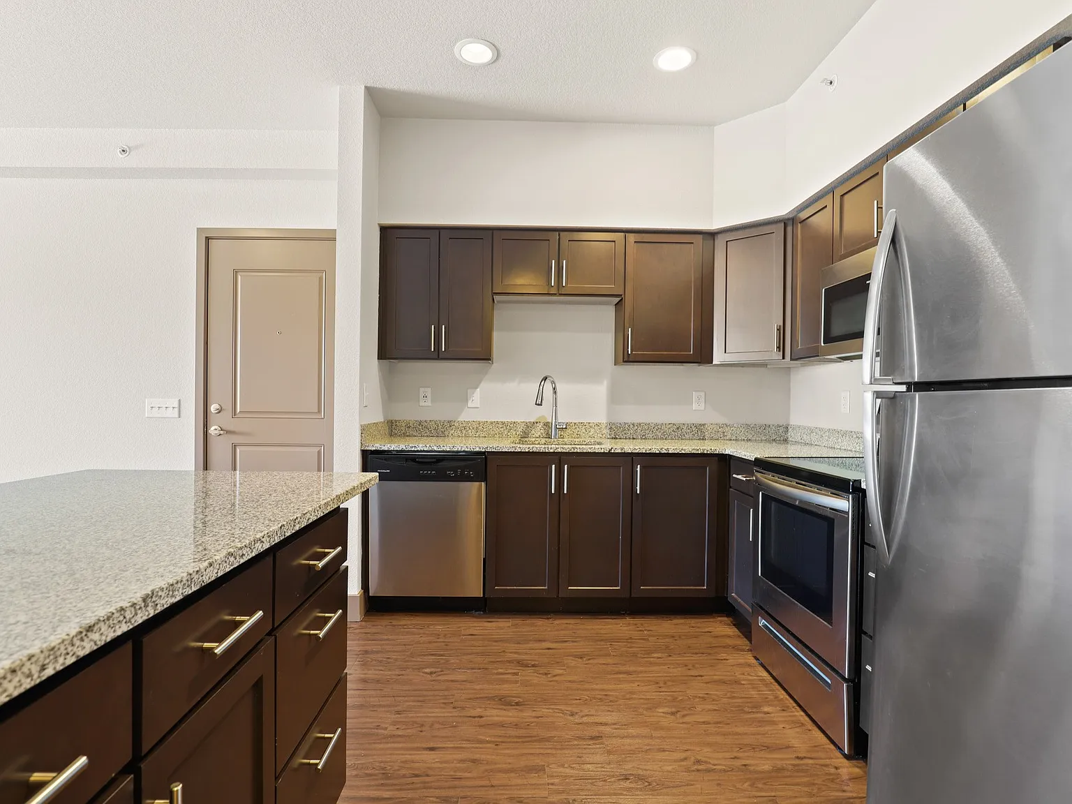Copperleaf Place Apartments — Photo 2