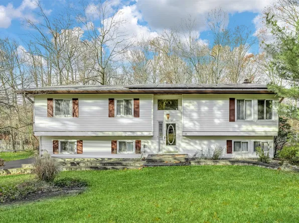 23 Landau Lane, Spring Valley, NY 10977