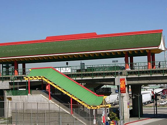 Nearby Chinatown Gold Line Station