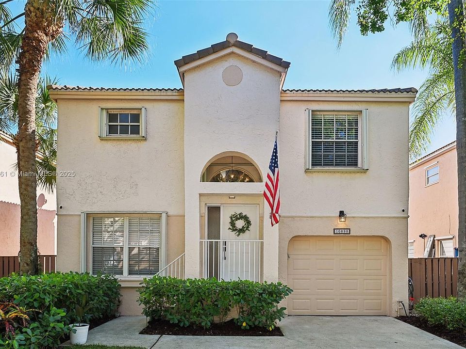 1st image of 10898 NW 12th Dr