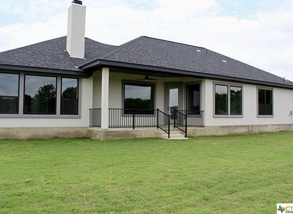 3rd image of 223 O'W Lowery Dr