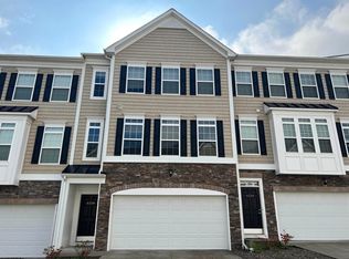 3334 Sun Ct, Morgantown, WV 26505