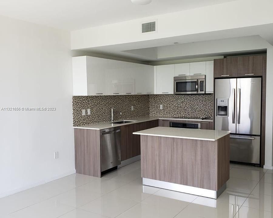1st image of 5300 Paseo Dr #1299