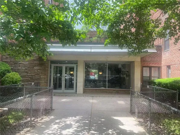 345 Webster Ave APT 1O, Brooklyn, NY 11230