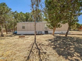 2135 Fishermans Rd, Overgaard, AZ 85933