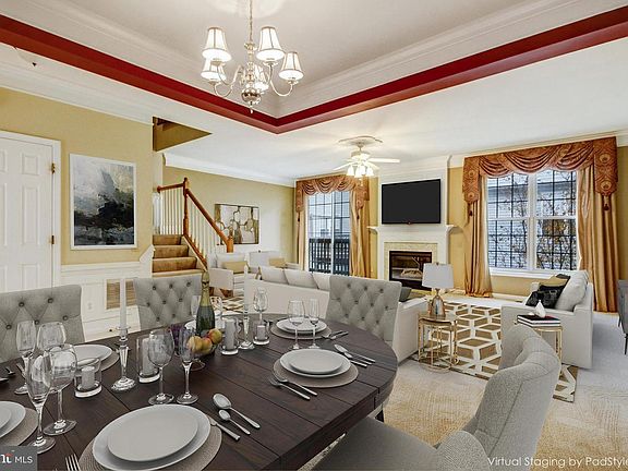 2nd image of 9353 Deer Glen Ct