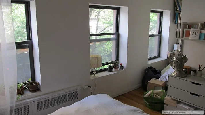 Rented by Realty on the Greene | media 17