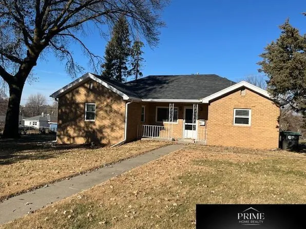 5646 Spring St, Omaha, NE 68106