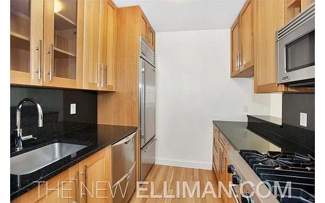 Rented by Douglas Elliman | media 45