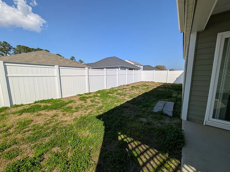 869 Twickenham Loop — Photo 28
