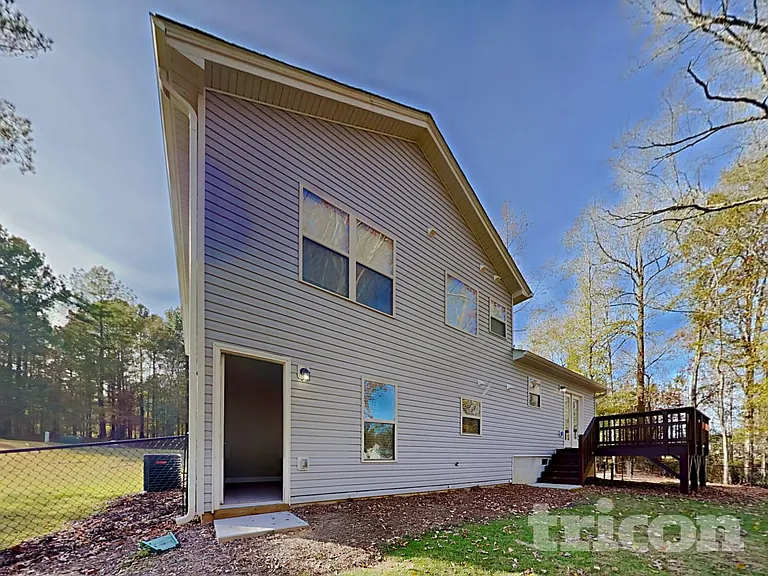 1656 Deer Creek Ln — Photo 18