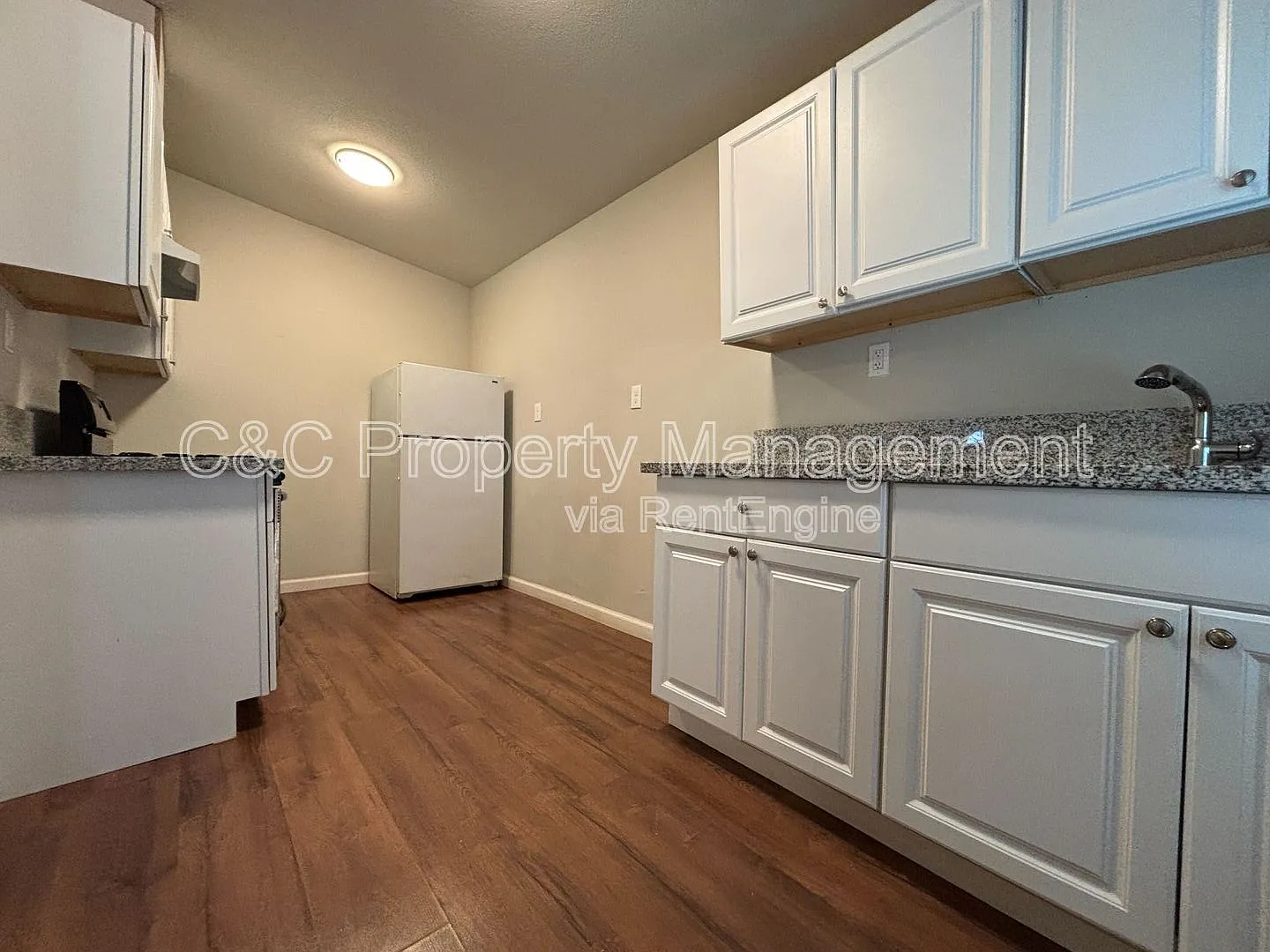 2 bed, 1.0 bath, 984 sqft, $1,595 — Photo 3