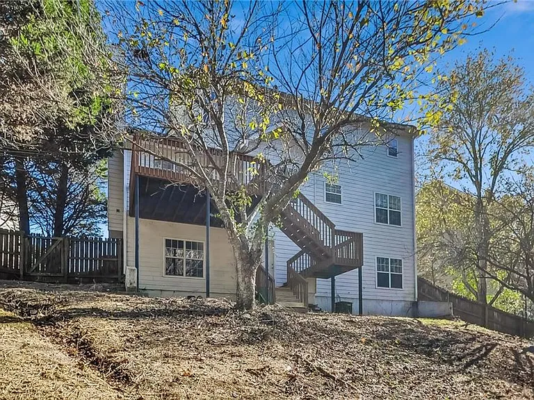 326 Canterbury Place Dr — Photo 26