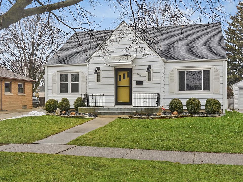 3909 17th AVENUE, Kenosha, WI 53140 Zillow