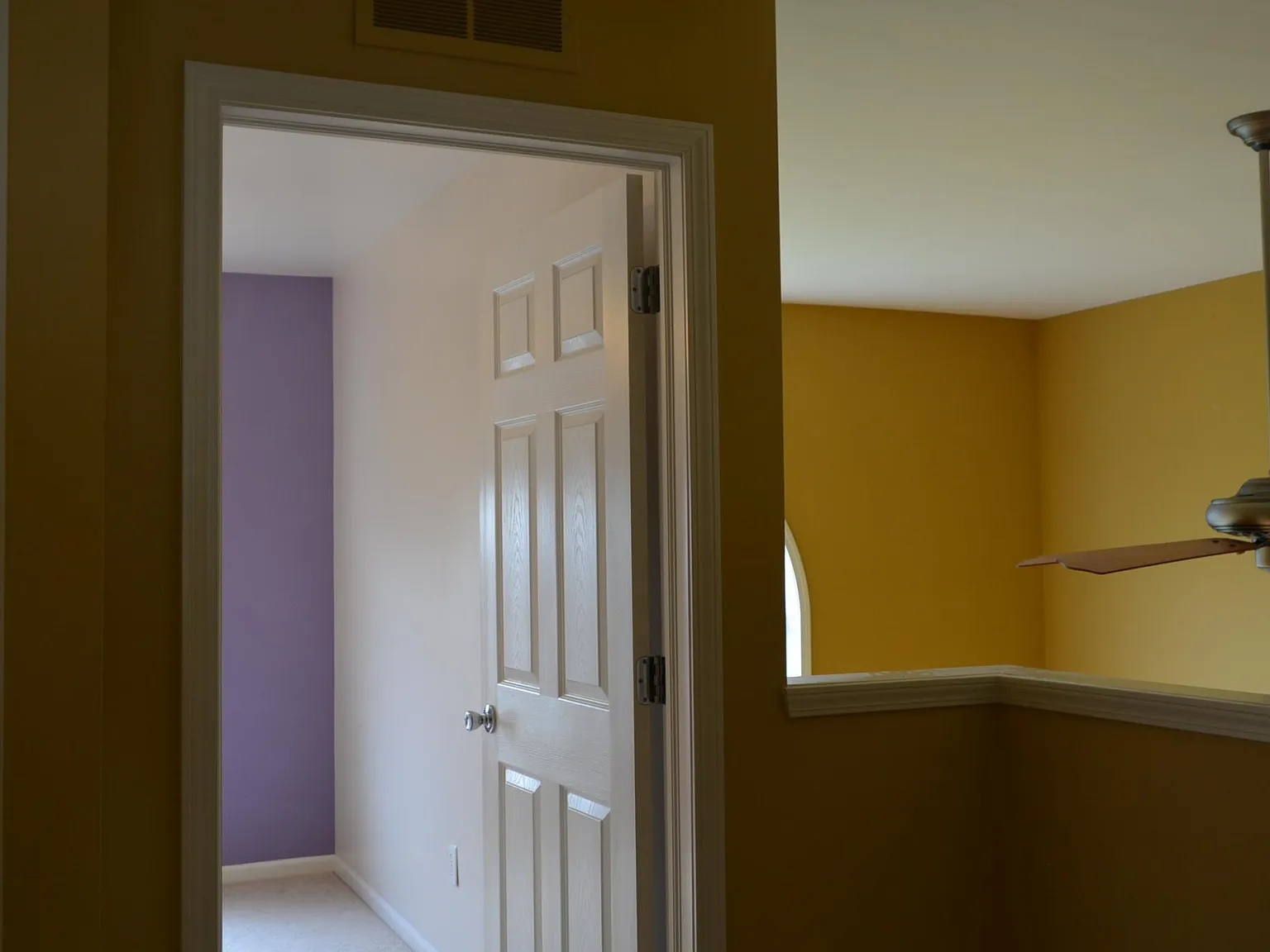 2 bed, 2.5 bath, 1408 sqft, $2,100 — Photo 4