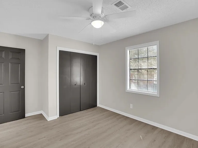 3908 Persimmon St #3908 — Photo 16