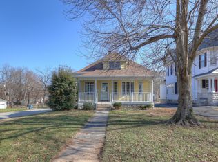 1320 S Main St, Carthage, MO 64836