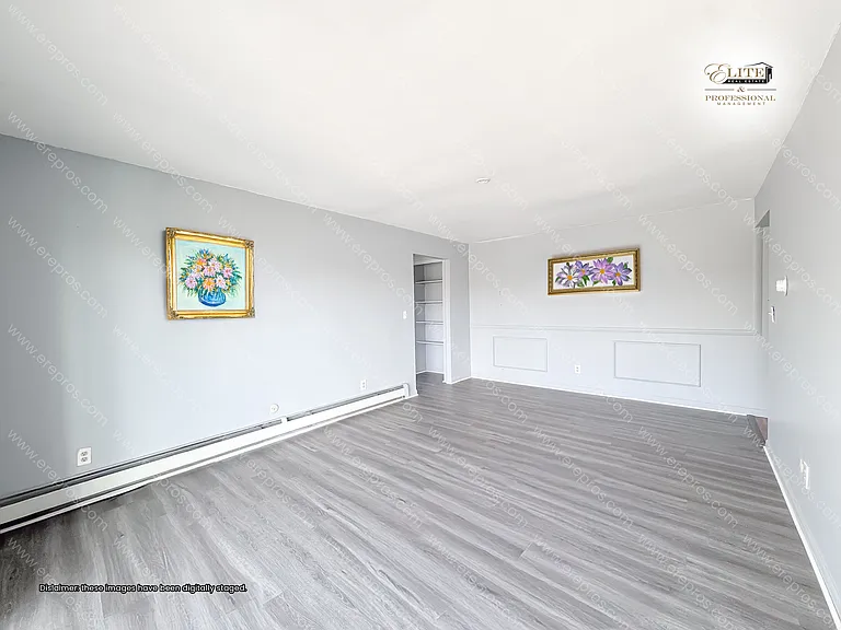 Village Shores Apartments — Photo 4