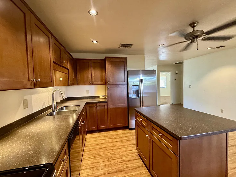 360 N Highland Ave #3 — Photo 7