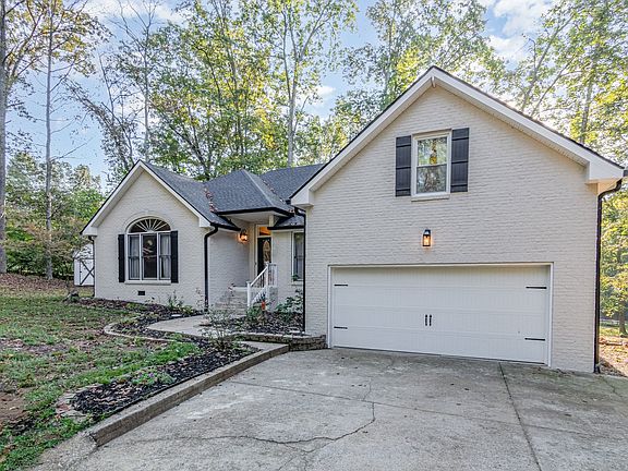 3rd image of 1681 Adswood Rd