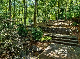 303 33rd Ave E, Seattle, WA 98112