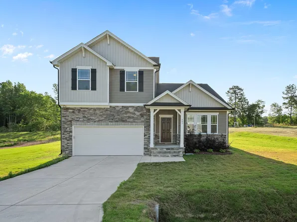 482 Olivia Crossing Ct, Four Oaks, NC 27524