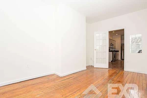 Rented by EXR | media 47