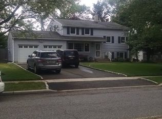 309 Rivercrest Dr, Piscataway, NJ