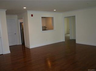 2 Island Hill Avenue #1, Ridgefield, CT 06877