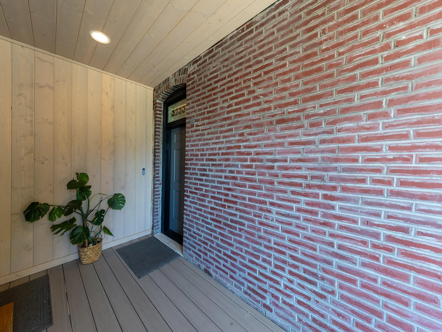 3231 Morganford Rd - 3233A — Photo 2