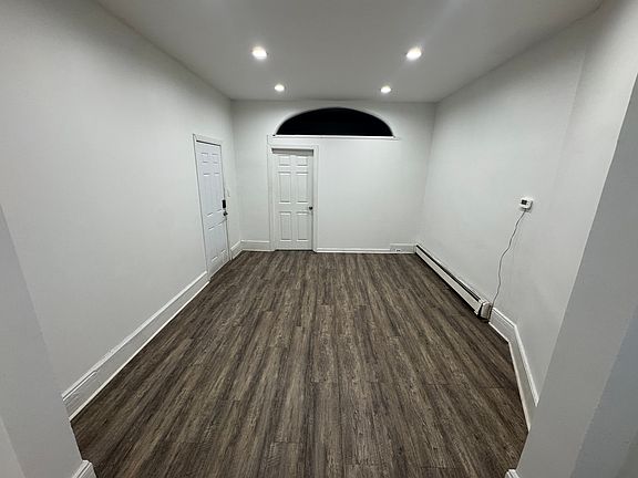 3rd image of 199 Chestnut St #1