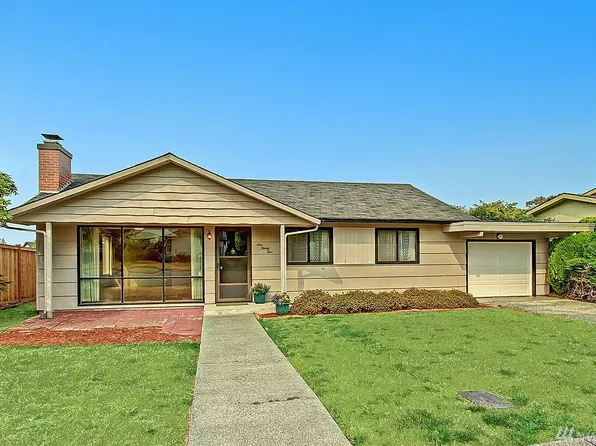 135 W Forest Ave, Port Angeles, WA 98362
