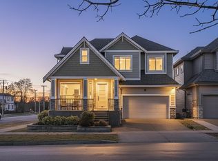 18407 59a Ave, Surrey, BC