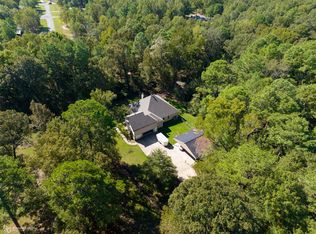 688 Crouch Rd, Benton, LA 71006