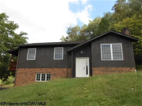 1043 Old Route 33 Rd #33, Weston, WV 26452