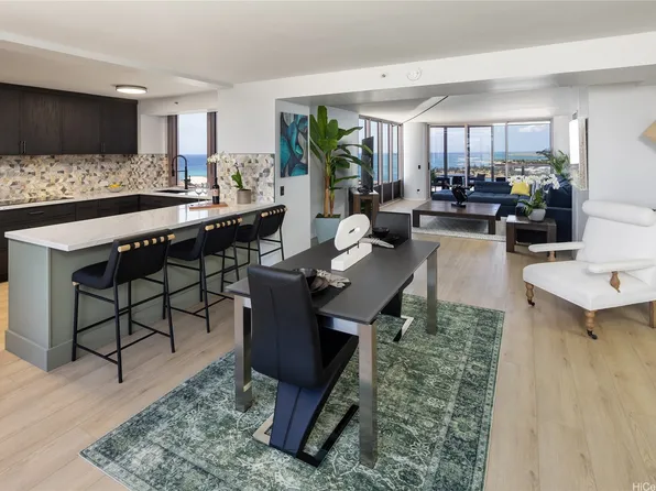425 South St APT 2401, Honolulu, HI 96813