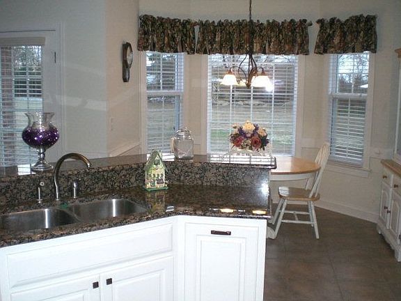 3rd image of 1917 Cooper Fields Dr