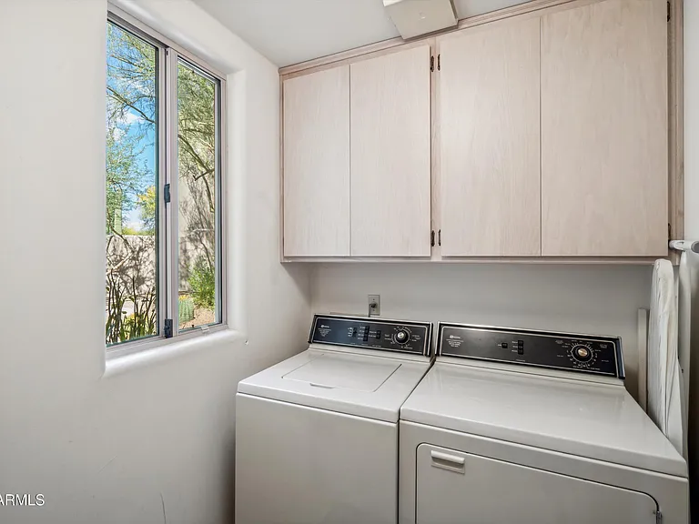 7466 E High Point Dr — Photo 29