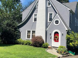 13 Vassar Pl, Scarsdale, NY 10583