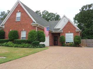 711 Classic Dr S, Hernando, MS 38632
