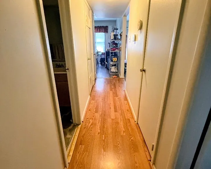 Chelsea Cir — Photo 4