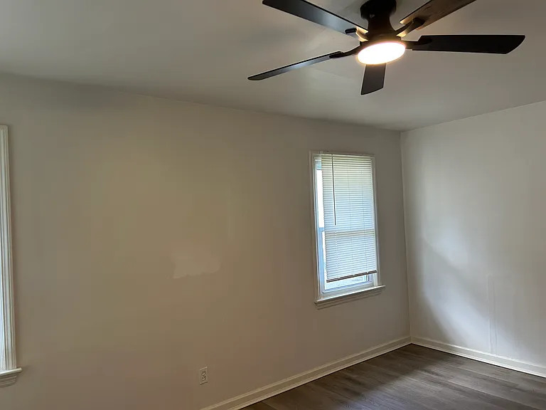279 Elmdale Ct — Photo 5
