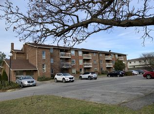 6950 Kalar Rd #205, Niagara Falls, ON L2H2T6