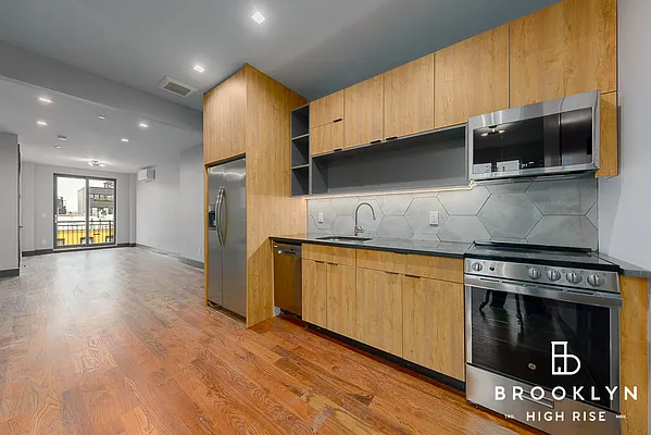 Rented by Brooklyn High Rise LLC | media 27