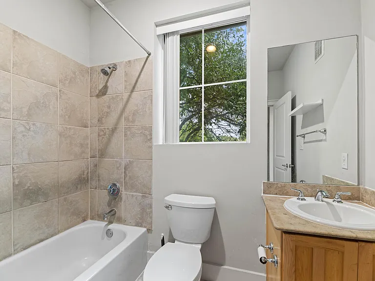 4239 Rawlins St #7 — Photo 23