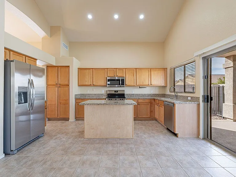20434 N 92nd Ln — Photo 12
