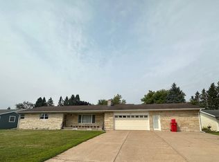 212 Sunset Dr, Antigo, WI 54409