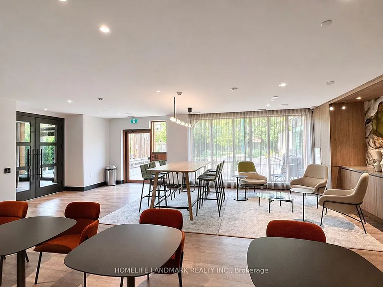 8 Beverley Glen Blvd #605 — Photo 4