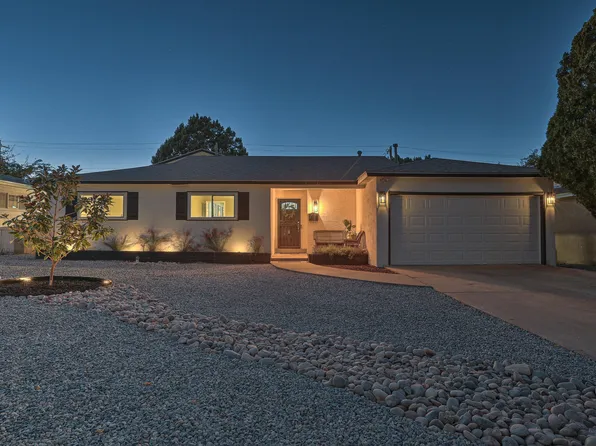1521 Dartmouth Dr NE, Albuquerque, NM 87106